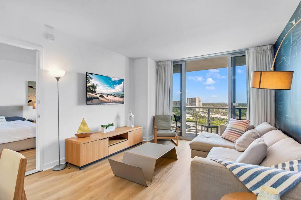 2BR 2Bth Hallandale Beach Miami Ft Lauderdale FL Bagian luar foto
