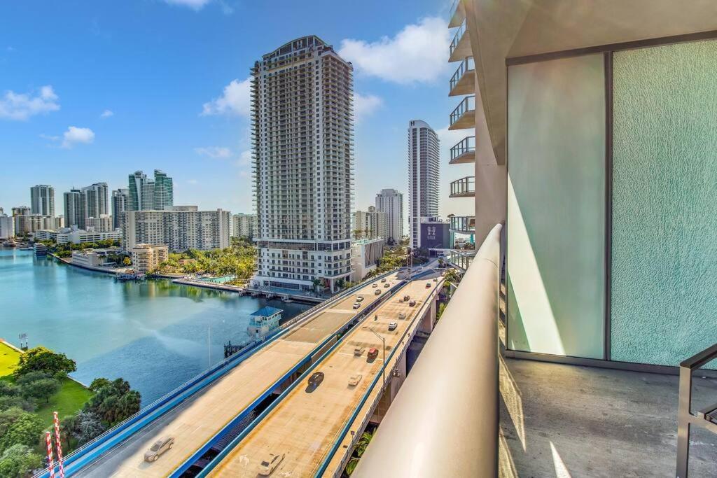 2BR 2Bth Hallandale Beach Miami Ft Lauderdale FL Bagian luar foto